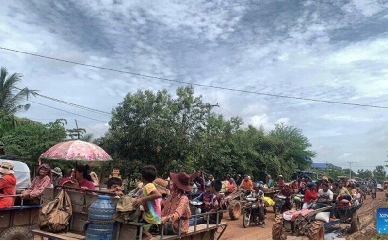 People evacuated due to the Thailand - Cambodia border conflict in Oddar Meanchey province, Cambodia. Photo: Xinhua