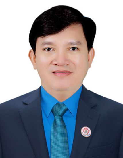 Uy vien Ban thuong vu Dang uy, Pho Chu tich Tong LDLDVN Nguyen Xuan Hung