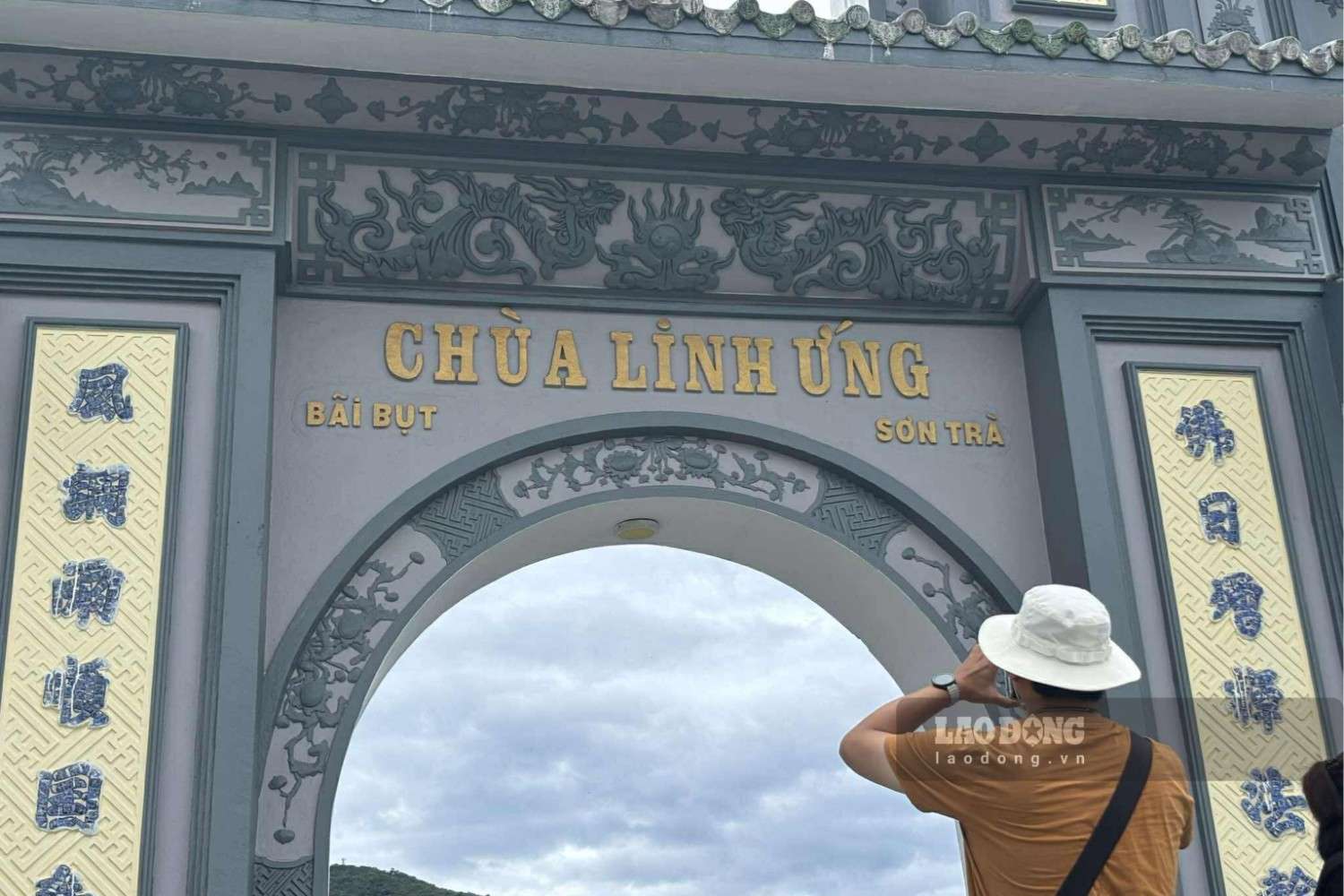 Chua Linh Ung la cau noi giua van hoa Viet Nam voi ban be quoc te. Anh: Nguyen Dat