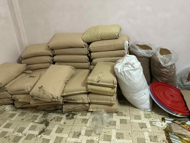 Imagen de la policia grabada en la fabrica de procesamiento de 'caballos estadounidenses' en la ciudad de Nha Trang antes. Foto: Policia de la provincia de Khanh Hoa