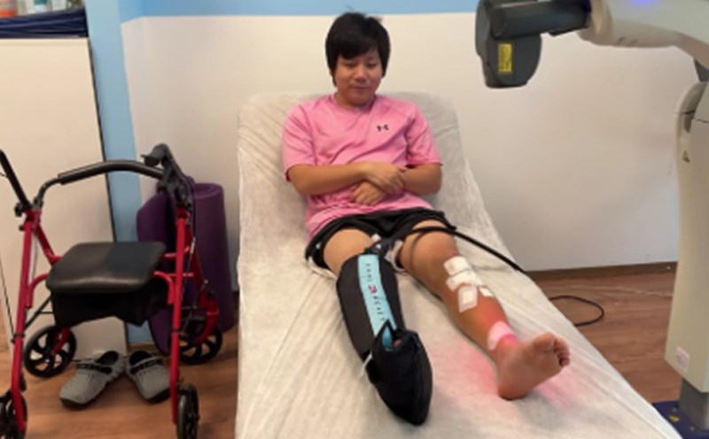 Khoa Pug in the clip of the second leg extension. Photo: Taken from video