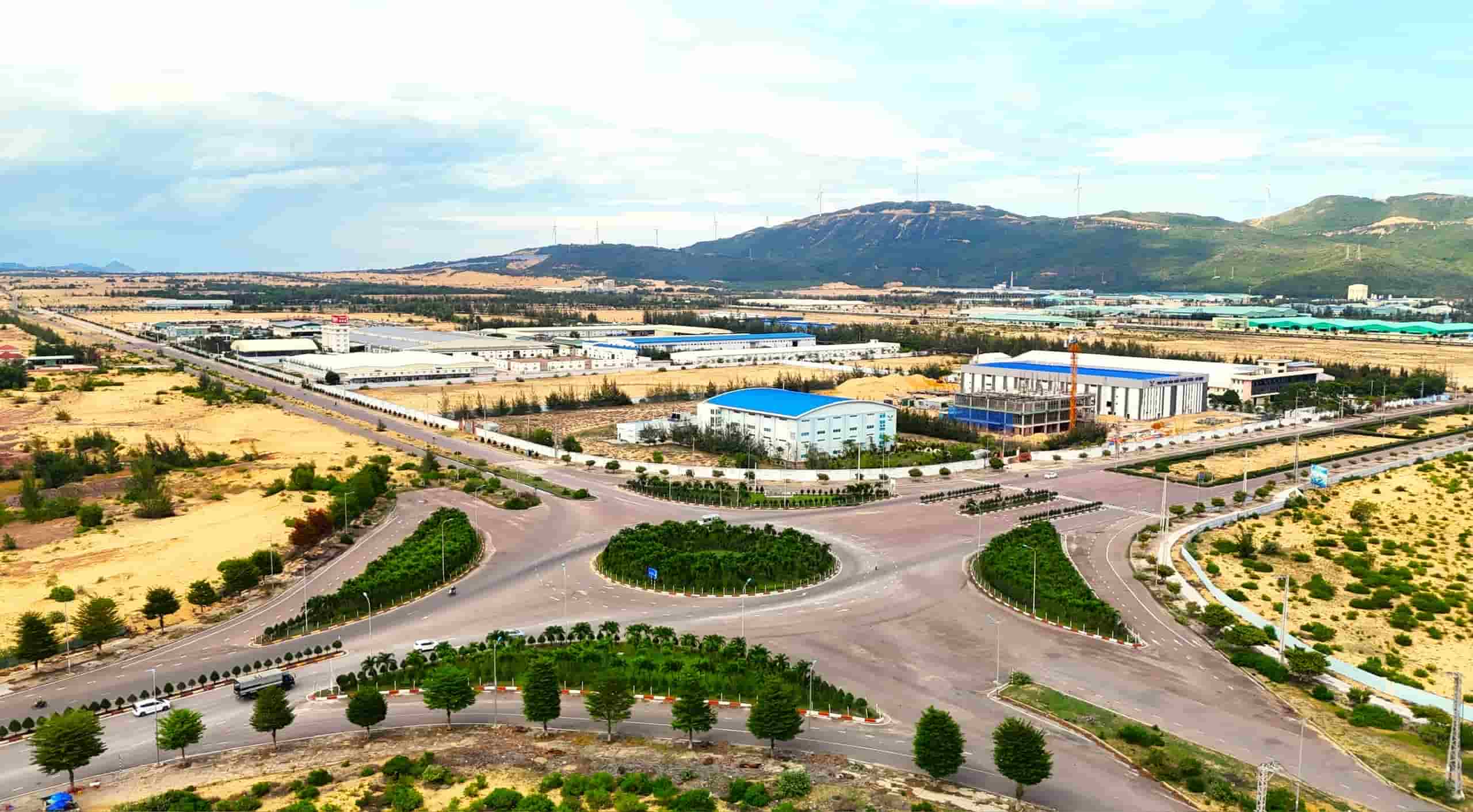 투자 유치 생산 및 비즈니스를 위한 산업 단지는 Gia Lai 지방 발전에 도움이 될 것입니다. 사진: Thanh Tuan