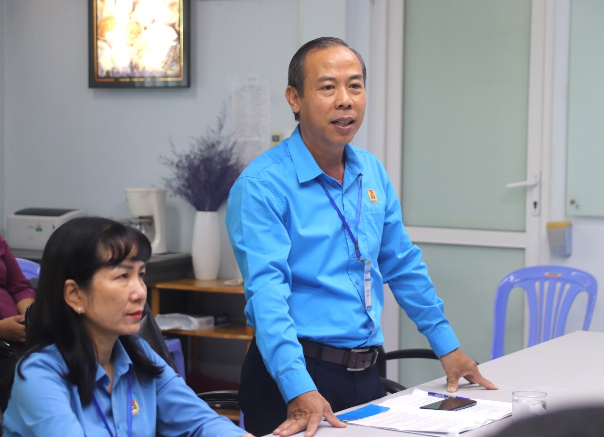 Chu tich LDLD tinh Lam Dong dong vien cac cong doan co so. Anh: Duy Tuan 