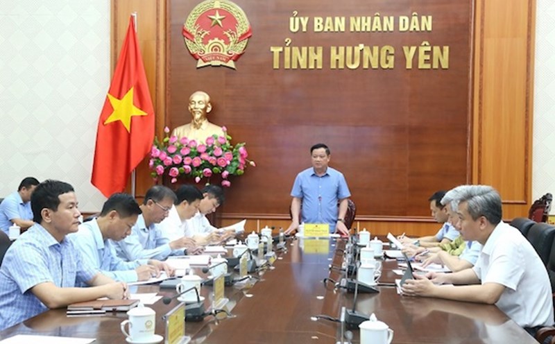 Chairman of Hung Yen Provincial People's Committee spoke at the meeting. Photo: Hung Yen Provincial Portal