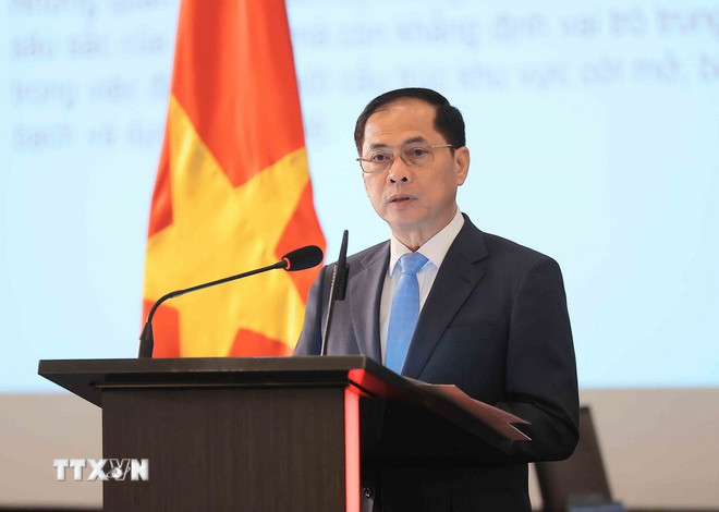 Member of the Party Central Committee, Deputy Prime Minister, Minister of Foreign Affairs Bui Thanh Son welcomed the ceasefire between Thailand and Cambodia. Photo: VNA