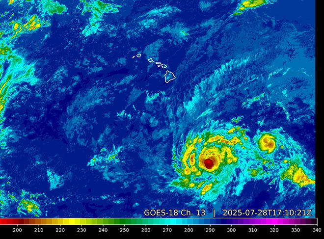 태풍 아이오나와 태풍 켈리. 사진: NOAA