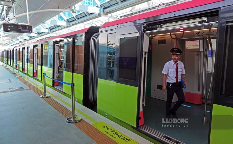 2 metro lines in Hanoi are about to pilot virtual tickets. Photo: To The
