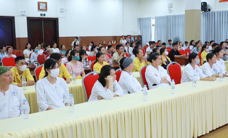 A large number of patients participated in direct meetings with the hospital. Photo: BVCC
