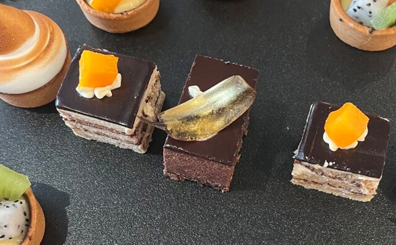 Eating cakes should pay attention to the amount, frequency and nutritional composition so as not to affect kidney health. Photo: Kieu Vu