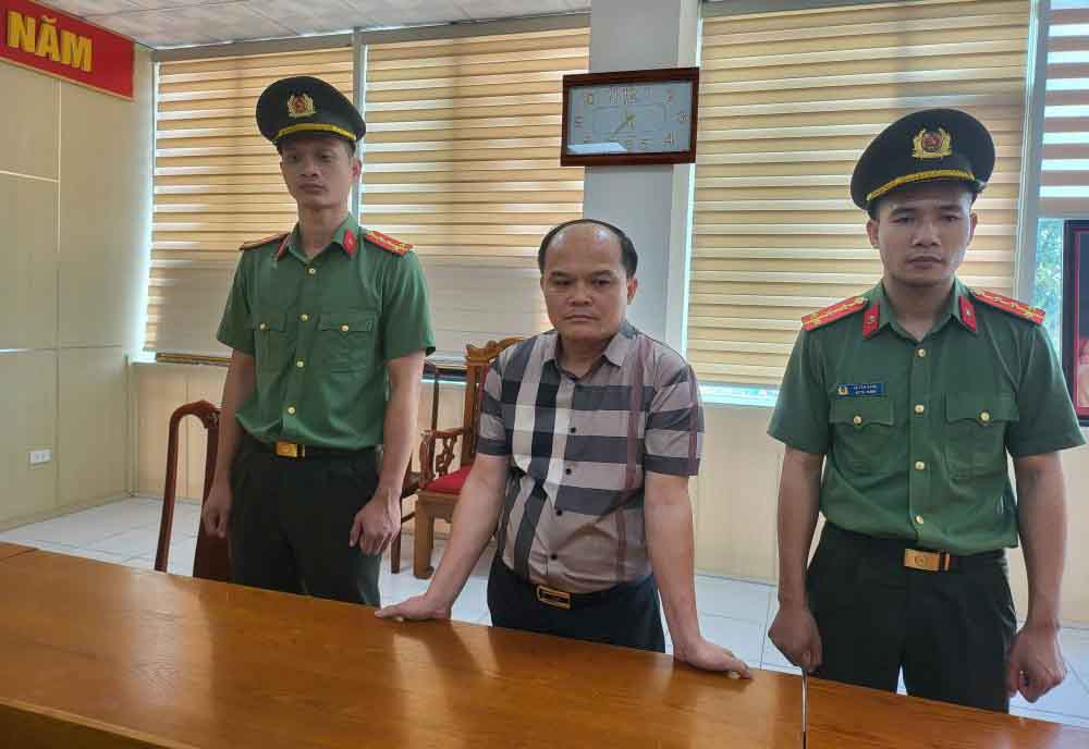Khởi tố Đặng Thành Vinh. Ảnh: Công an Hà Tĩnh.