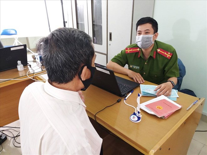 Liste des points de delivrance des cartes d'identite a Da Nang. Photo : Thuy Trang