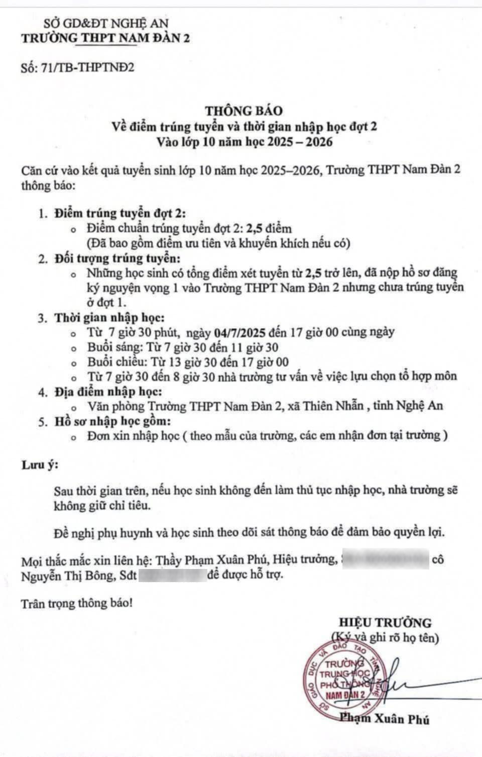 Thông báo tuyển sinh lớp 10 (đợt 2) của Trường THPT Nam Đàn 2. Ảnh: Ngọc Anh