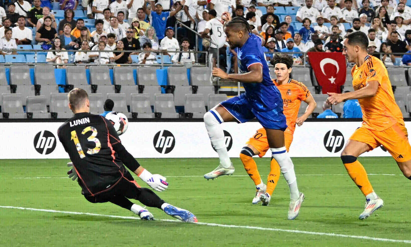 크리스토퍼 은쿤쿠는 다음 시즌 첼시의 계획에 없습니다. 사진: AFP