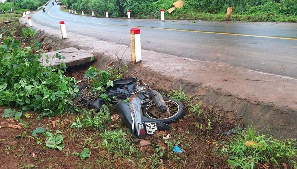 Hiện trường nơi hai em nhỏ gặp nạn tử vong. Ảnh: Công an cung cấp.