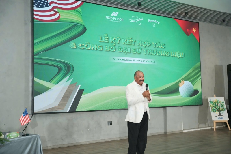 Ong Jim Thorpe muon mo hoc vien golf tai Viet Nam. Anh: NF