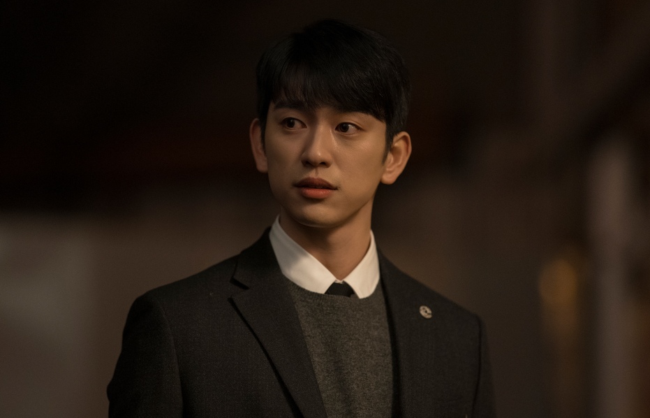 Jinyoung in an unknown scene from One Seoul. Photo: Producer/Net Netflix