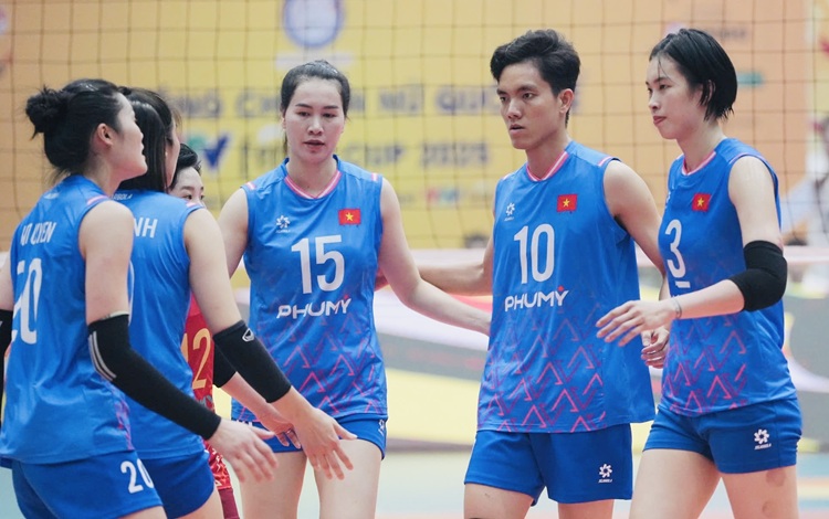 The Vietnam women's volleyball team has detailed plans to prepare before participating in the world tournament. Photo: VFV
