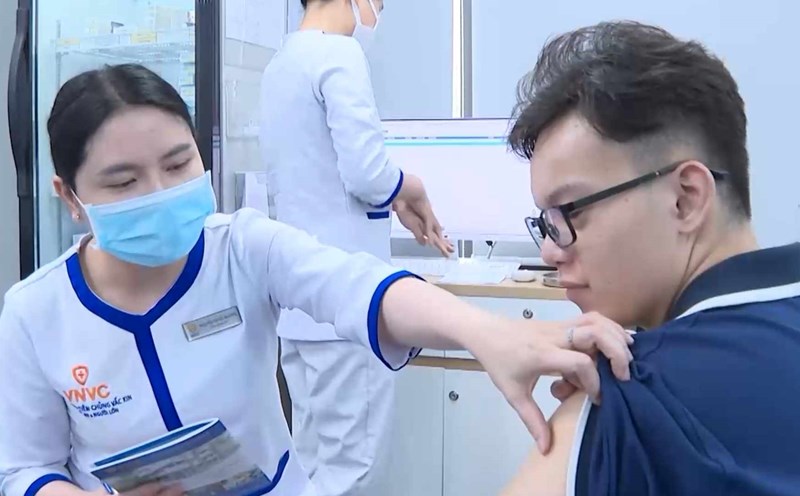 Proactively vaccinate against Japanese encephalitis and globular cyanosis to avoid serious sequelae
