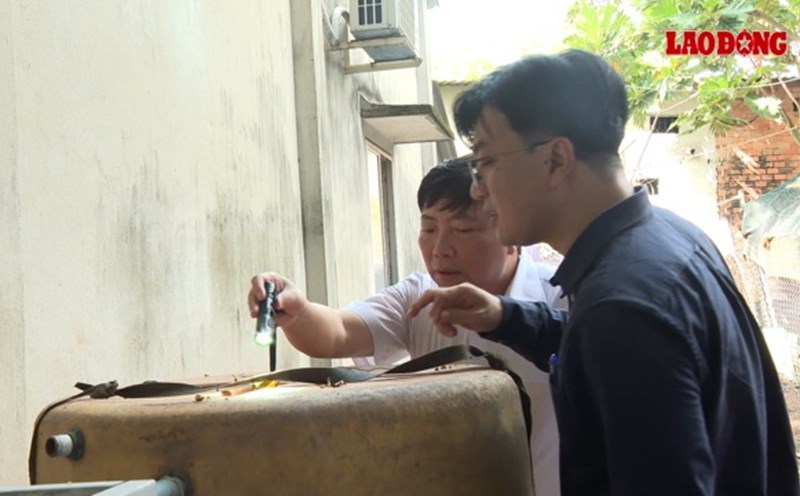 The dengue fever epidemic broke out, and localities have increased propaganda on epidemic prevention. Photo: Huong Son
