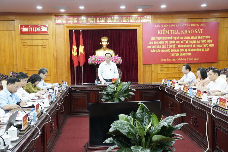 Overview of the working session. Photo: Quoc Dat