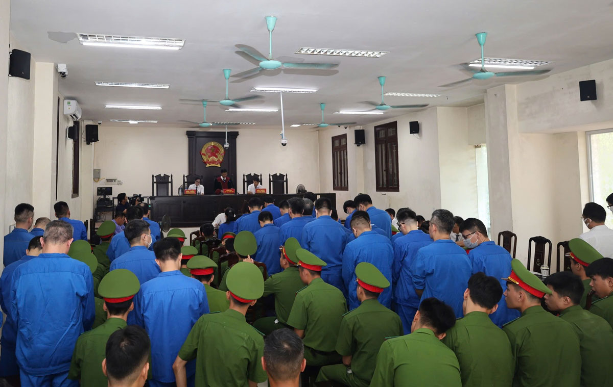 Phiên tòa xét xử các bị cáo của Tạp chí Môi trường và Đô thị Việt Nam. Ảnh: Minh Đức