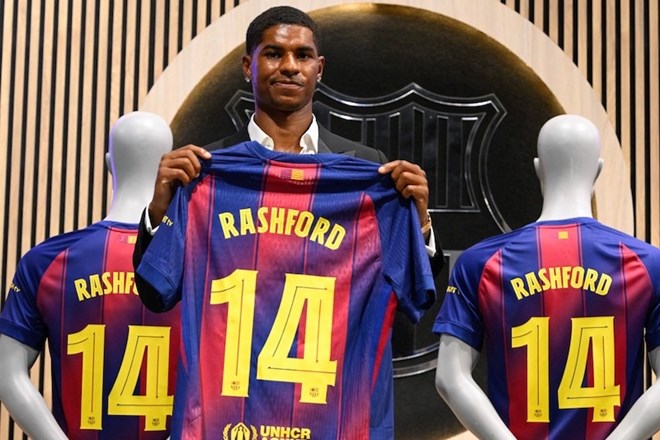 Marcus Rashford wearing the number 14 shirt at Barcelona. Photo: AFP