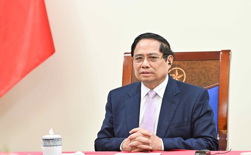 Politburo member and Prime Minister Pham Minh Chinh held a phone call with Malaysian Prime Minister Anwar Ibrahim. Photo: VGP