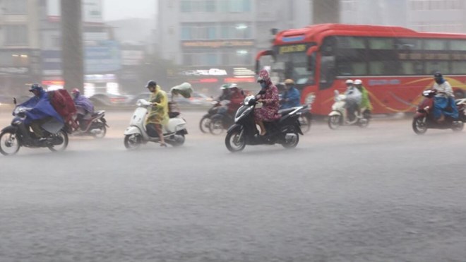 Du bao thoi tiet hom nay 31.7, mua dong tro lai khien Bac Bo ha nhiet. Anh: To The