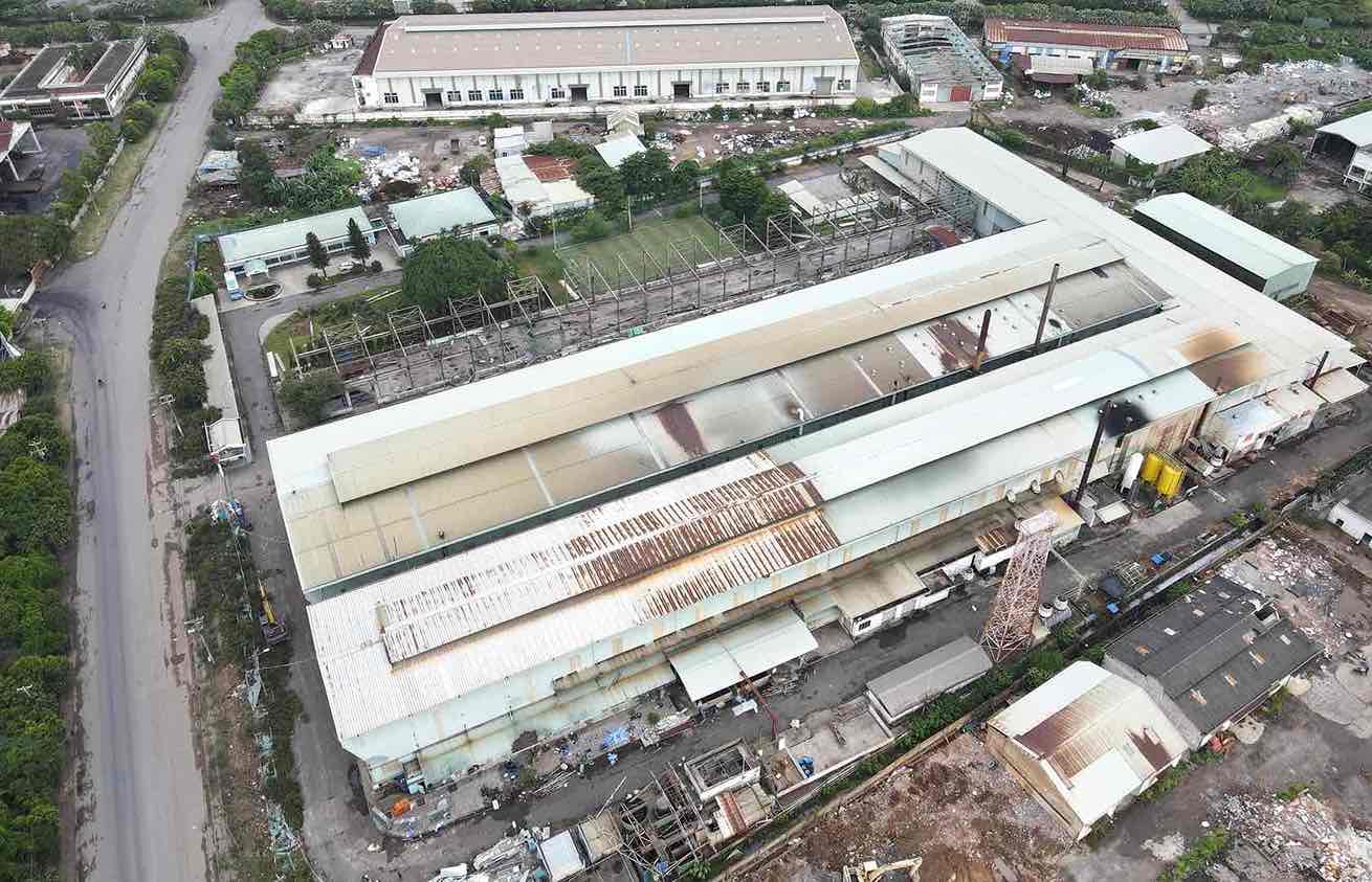 Empresas desmantelan fabricas y se trasladan del parque industrial Bien Hoa 1 barrio de Tran Bien provincia de Dong Nai. Foto: HAC