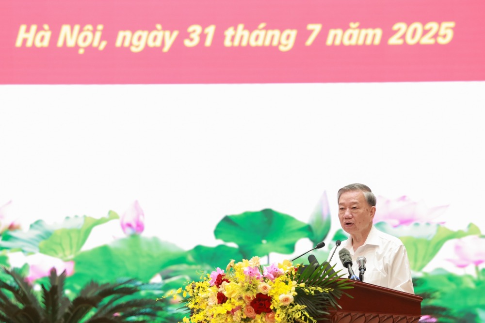 Tong Bi thu To Lam phat bieu tai cuoc gap mat. Anh: Hai Nguyen