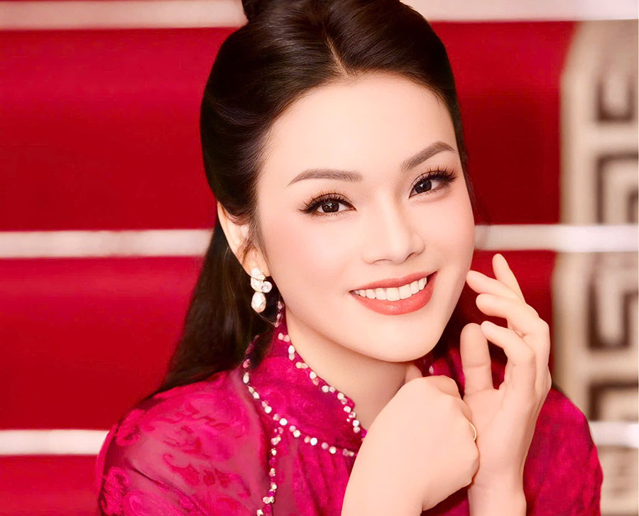 Singer Tan Nhan. Photo: Character provided