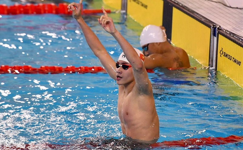 팜탄바오 선수가 2025년 세계 수영 선수권 대회에서 1개 종목에 참가하고 있습니다. 사진: 민히에우