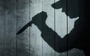 A woman in Dak Lak province was stabbed 19 times by a man who broke into her house. Illustrative photo