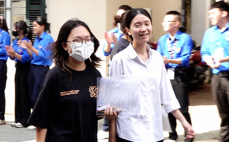 The floor score for Computer Science is from 15 points. Photo: Vu Linh