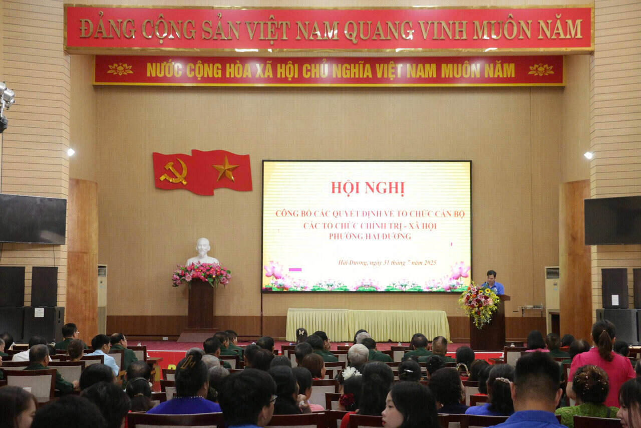 Phuong Hai Duong, TP Hai Phong kien toan nhan su, ra mat Ban Chap hanh cac to chuc doan the. Anh: Quoc Tung