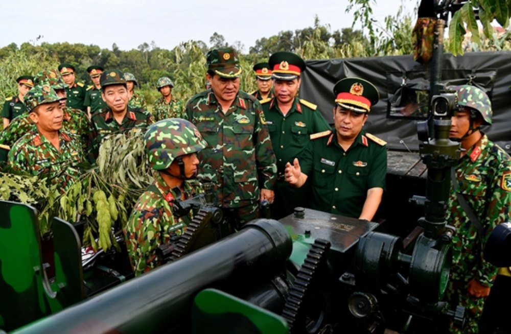 Decree No. 213/2025/ND-CP stipulates the regime, policies, and allowances for the force managing and protecting defense works and military zones. Photo: VGP