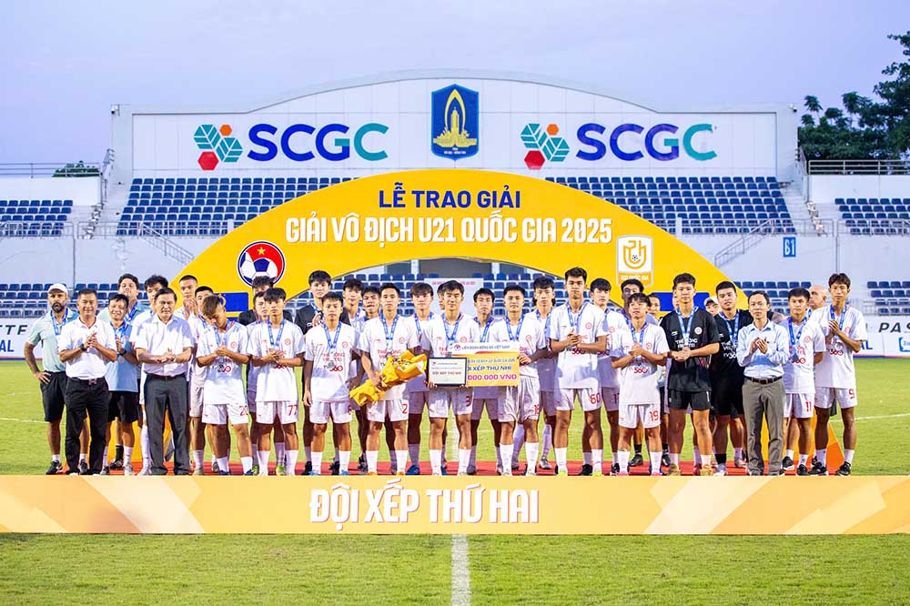 U21 The Cong Viettel chap nhan ve nhi. Cac cau thu tre cua doi bong ao linh de lai dau an voi loi da dep mat va giau tinh cong hien o giai dau nam nay.