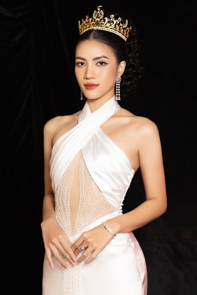A hau Minh Nhan noi ve bien co suc khoe. Anh: Sen Vang