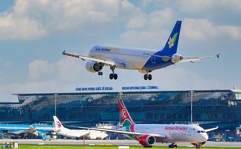 The fact that two Vietnamese air routes are honored in the Top 10 globally is a proud achievement. Photo: ACV
