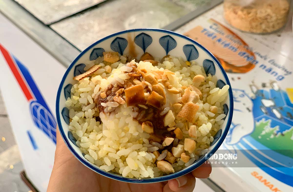 La tienda Kem Xoi en Ninh Binh durante 35 años ha sido tradicional ha sido amada por muchos clientes. Foto: HA VI