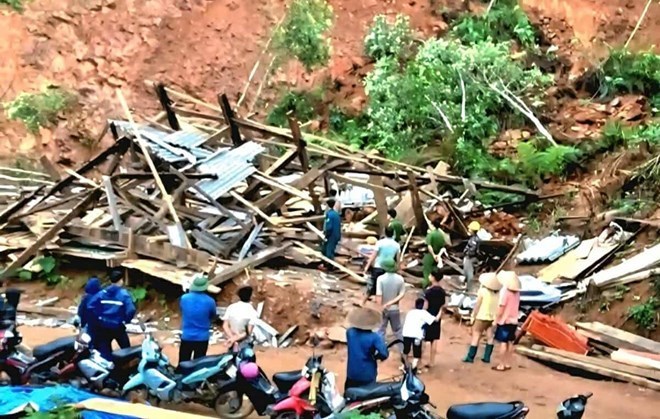Ủy ban xã phải đảm bảo chế độ cho người tham gia ứng phó thiên tai không có BHYT bị ốm đau