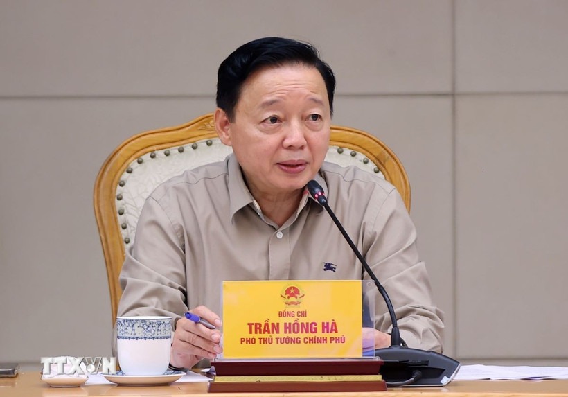 쩐홍하 부총리는 OCOP 제품이 국가 상품 브랜드로 도약해야 한다고 강조했습니다. 사진: TTXVN