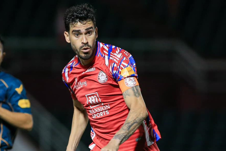 말레이시아 국가대표 엔드릭과 다른 3명의 선수가 호치민시 클럽과 결별했습니다. 사진: 호치민시 클럽