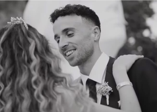 Jota and his wife have just been married for less than 2 weeks. Photo: Cut from video