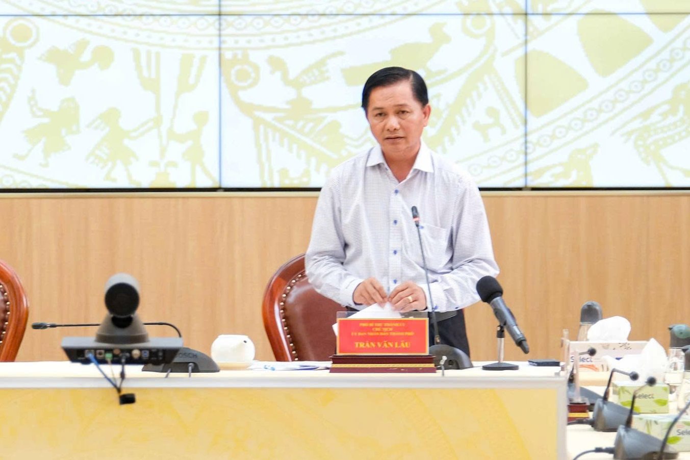 Chu tich UBND TP Can Tho Tran Van Lau. Anh: Ta Quang