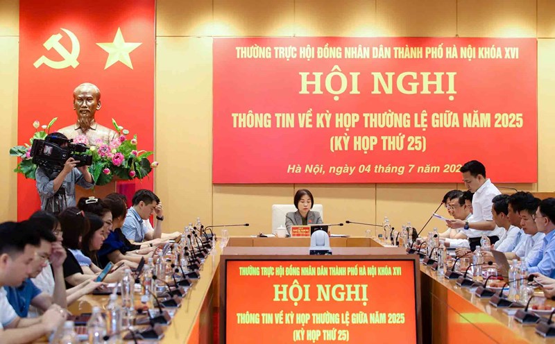 Information conference on the regular mid-2025 session (25-th session), afternoon of July 4. Photo: Nguyen Thang