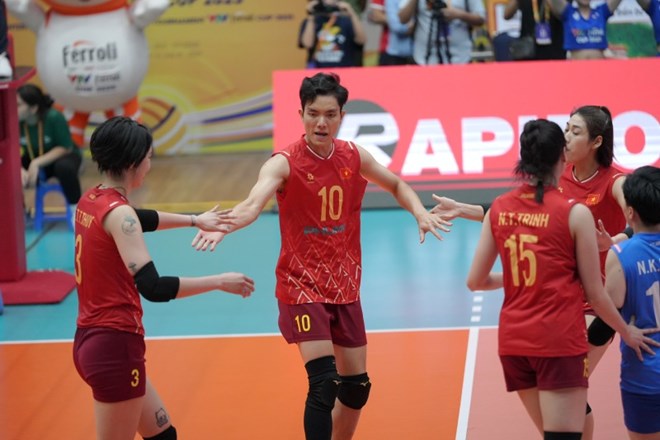 베트남 여자 배구 대표팀은 VTV컵 2025 준결승에서 대만(중국)과 맞붙습니다. 사진: VFV