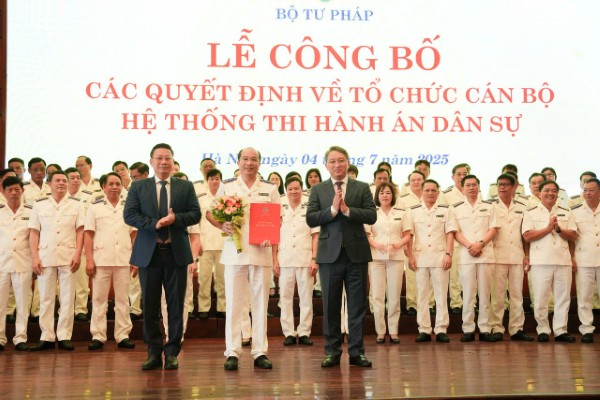 Ông Nguyễn Thắng Lợi được bổ nhiệm giữ chức vụ Cục trưởng Cục Quản lý thi hành án dân sự. Ảnh: Cục Quản lý Thi hành án dân sự

