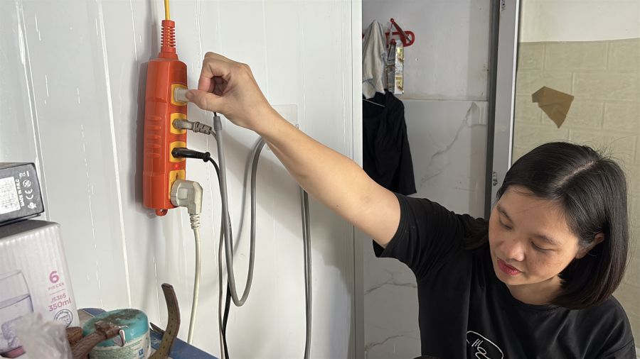 Ouvriers louant des logements dans la commune de Thien Loc ville de Hanoï. Photo : Que Chi