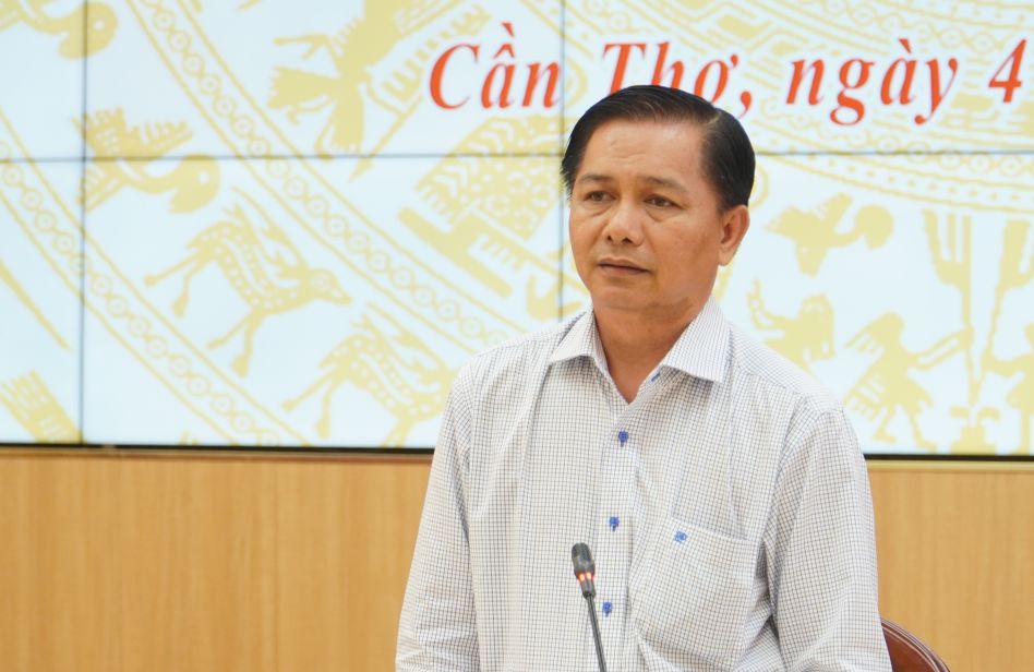 Chu tich UBND TP Can Tho Tran Van Lau phat bieu chi dao cuoc hop. Anh: Phuong Anh